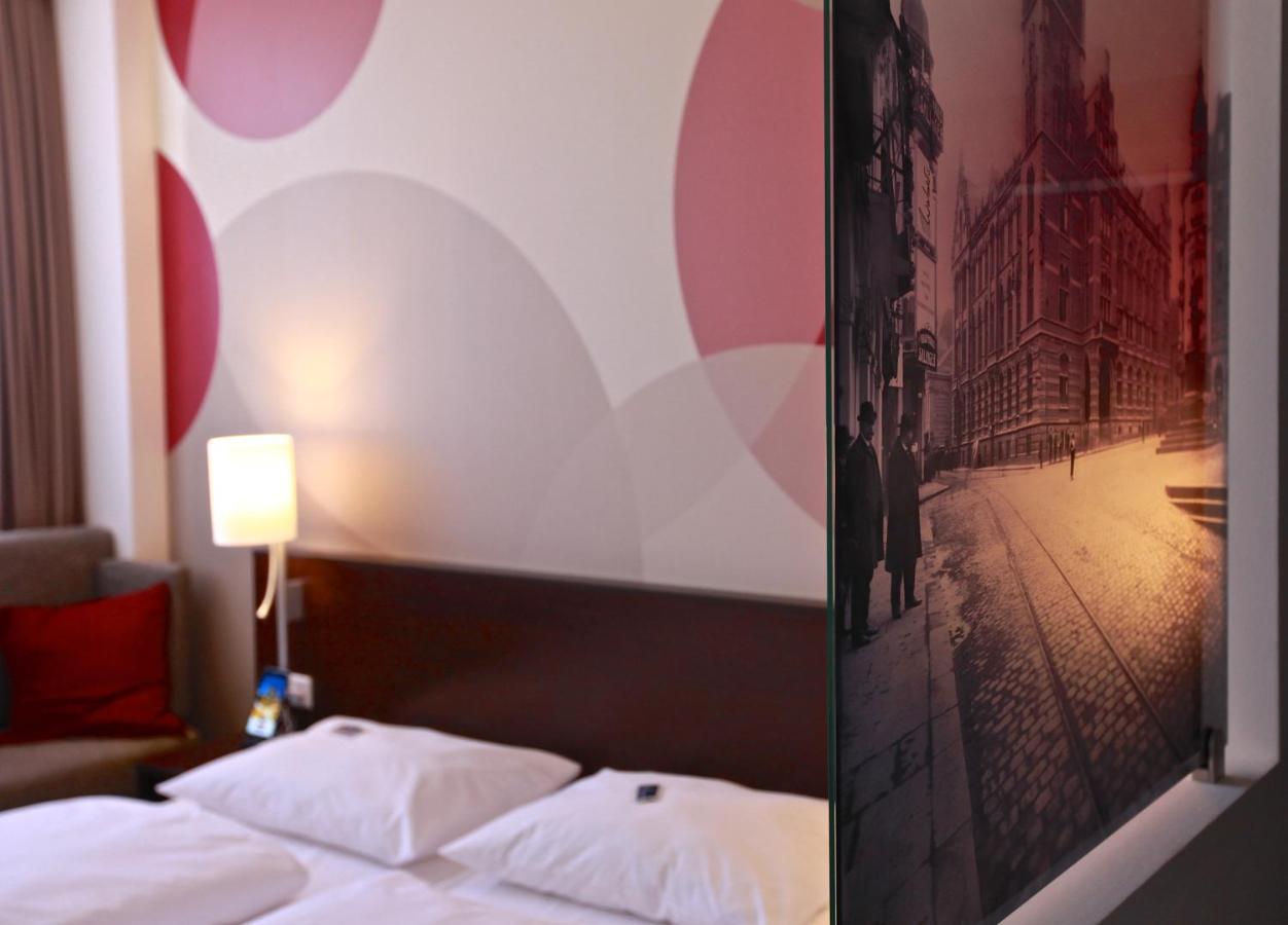 Webers - Das Hotel Im Ruhrturm Essen Zewnętrze zdjęcie